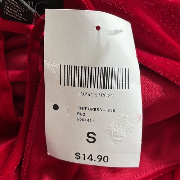VALENTINES Forever 21 Red Velvet Bodycon Dress - Picture 5 of 5